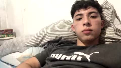 ramiroo2312 online show from 11.12.25