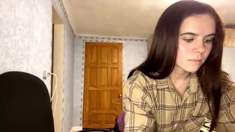 Snapshot of raneetagaloe chatting on 09.08.25 Lia online show from 09.08.25