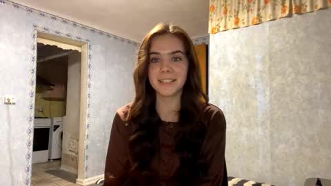 Snapshot of raneetagaloe chatting on 09.18.25 Lia online show from 09.18.25