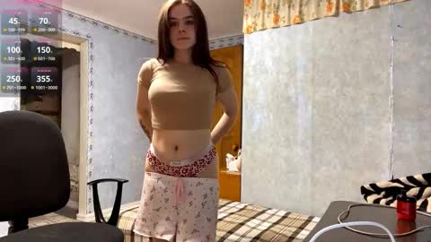 Snapshot of raneetagaloe chatting on 10.11.25 Lia online show from 10.11.25