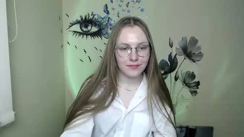 Snapshot of raspberry0101 chatting on 12.07.24 raspberry0101 online show from 12.07.24