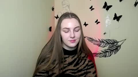 Snapshot of raspberry0101 chatting on 12.15.24 raspberry0101 online show from 12.15.24