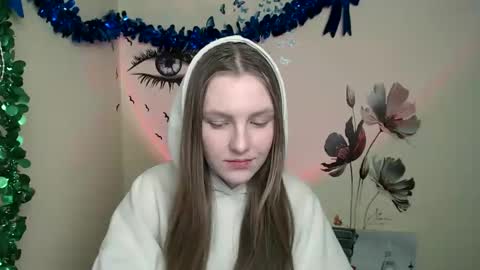 Snapshot of raspberry0101 chatting on 01.03.25 raspberry0101 online show from 01.03.25