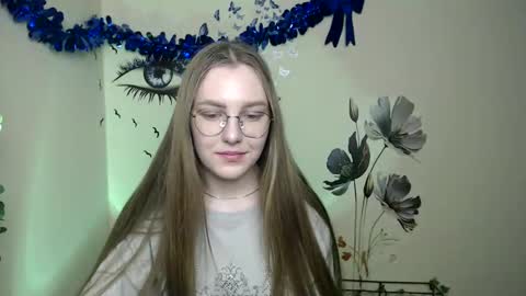 Snapshot of raspberry0101 chatting on 01.06.25 raspberry0101 online show from 01.06.25