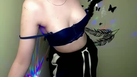 Snapshot of raspberry0101 chatting on 01.23.25 raspberry0101 online show from 01.23.25