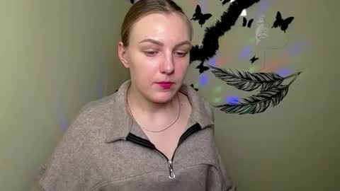 Snapshot of raspberry0101 chatting on 01.24.25 raspberry0101 online show from 01.24.25