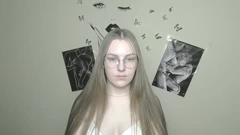 Snapshot of raspberry0101 chatting on 01.30.25 raspberry0101 online show from 01.30.25