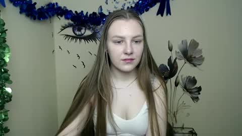 Snapshot of raspberry0101 chatting on 02.03.25 raspberry0101 online show from 02.03.25