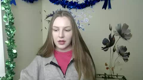 Snapshot of raspberry0101 chatting on 02.18.25 raspberry0101 online show from 02.18.25