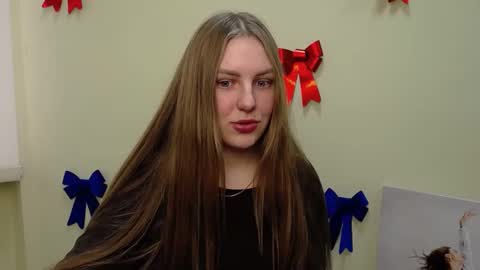 Snapshot of raspberry0101 chatting on 03.03.25 raspberry0101 online show from 03.03.25