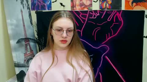 Snapshot of raspberry0101 chatting on 03.10.25 raspberry0101 online show from 03.10.25