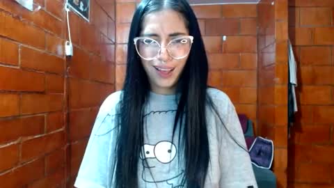 Snapshot of raven__purple chatting on 01.23.25 raven__purple online show from 01.23.25