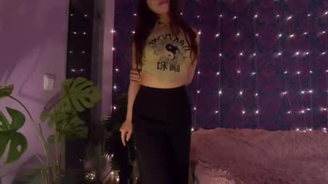 Snapshot of rawdare chatting on 10.05.25 Lillian online show from 10.05.25