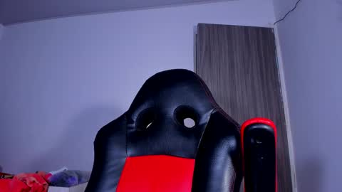 Snapshot of ray_long222 chatting on 03.08.25 ray_long222 online show from 03.08.25