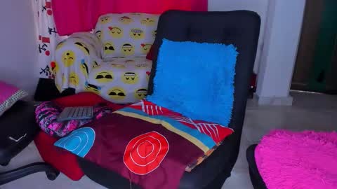 Snapshot of ray_long222 chatting on 09.21.25 ray_long222 online show from 09.21.25