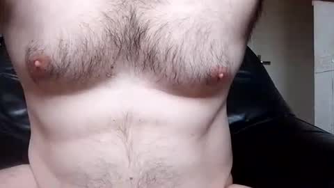 Snapshot of rayray728989 chatting on 10.28.25 rayray728989 online show from 10.28.25