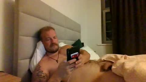 Snapshot of real_viking1 chatting on 10.13.25 real_viking1 online show from 10.13.25