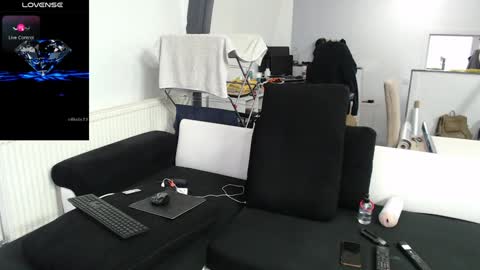 Snapshot of reallyman7 chatting on 12.14.24 Ask me online show from 12.14.24