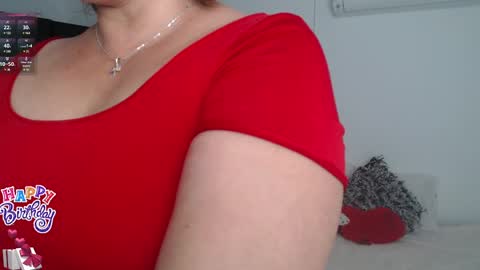Snapshot of rebeca_milf chatting on 01.21.25 REBECA online show from 01.21.25