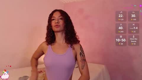 Snapshot of red_velvett0 chatting on 09.11.25 red_velvett0 online show from 09.11.25