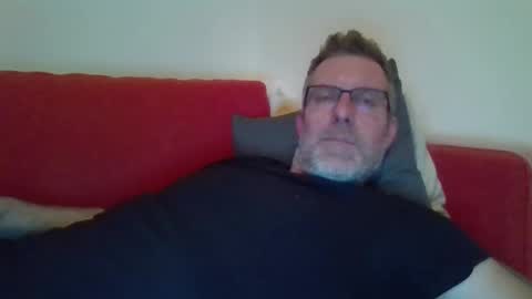 Snapshot of redandbluecloud chatting on 12.30.24 Red online show from 12.30.24