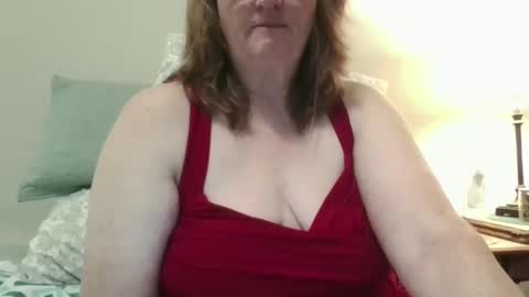 Snapshot of redhothomealone chatting on 11.12.25 Redhothomealone online show from 11.12.25