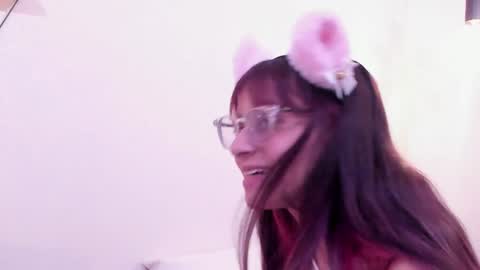 Snapshot of redmeloddy chatting on 01.12.25 Meloddy online show from 01.12.25