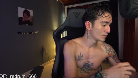 Snapshot of redrum_696 chatting on 01.26.25 Red online show from 01.26.25