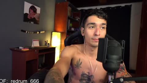 Snapshot of redrum_696 chatting on 02.09.25 Red online show from 02.09.25