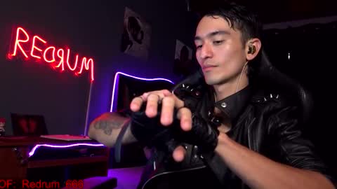 Snapshot of redrum_696 chatting on 09.18.25 Red online show from 09.18.25