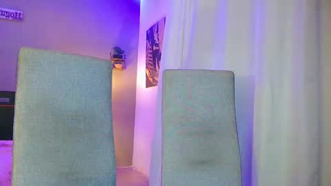 Snapshot of reina_paola chatting on 01.23.25 paola online show from 01.23.25