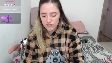 Snapshot of renathacohen chatting on 01.25.25 sofia online show from 01.25.25