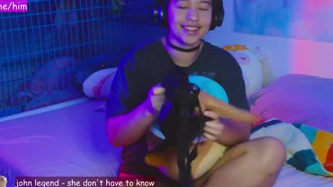 Snapshot of renpuppy chatting on 01.31.25 REN online show from 01.31.25