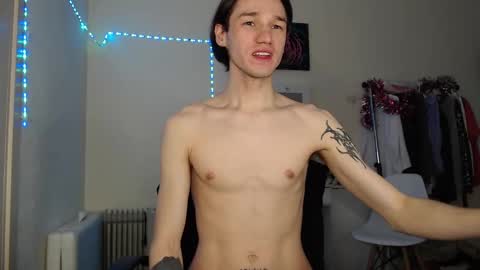 Snapshot of rexxx_erection chatting on 01.10.25 Eugene online show from 01.10.25