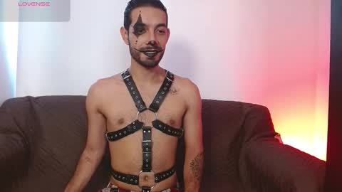 Snapshot of reypablo1 chatting on 10.31.25 REY PABLO Independent online show from 10.31.25