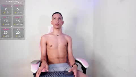 Snapshot of rich4rd27_ chatting on 09.11.25 Rich4rd27 online show from 09.11.25