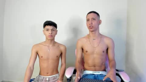 Snapshot of rich4rd27_ chatting on 10.01.25 Rich4rd27 online show from 10.01.25