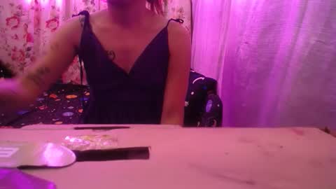 Snapshot of richellesexy_xxx chatting on 10.29.25 richelle online show from 10.29.25