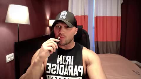 Snapshot of rikadler chatting on 10.26.25 rikadler online show from 10.26.25