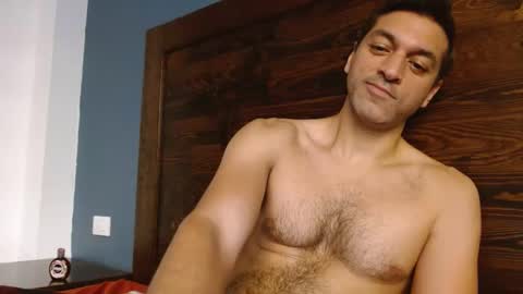 Snapshot of riomorado chatting on 12.28.24 Rio Morado online show from 12.28.24