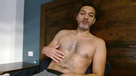 Snapshot of riomorado chatting on 01.31.25 Rio Morado online show from 01.31.25