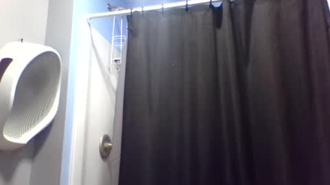 Snapshot of rmullet97 chatting on 10.18.25 rmullet97 online show from 10.18.25