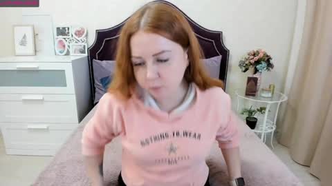 Snapshot of robertamorelly chatting on 02.20.25 Betty online show from 02.20.25