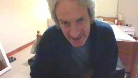 Snapshot of roberthorny69xxx chatting on 03.06.25 Robert online show from 03.06.25