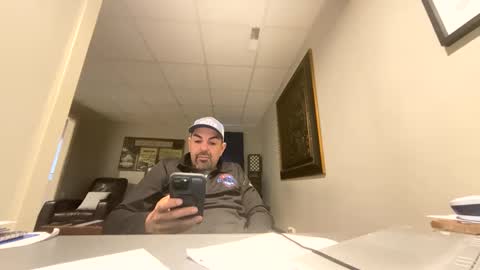 Snapshot of roblatino12 chatting on 12.14.24 roblatino12 online show from 12.14.24