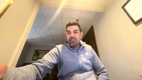 Snapshot of roblatino12 chatting on 03.03.25 roblatino12 online show from 03.03.25