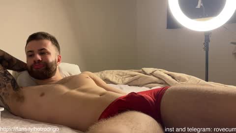 Snapshot of rodrigoveira chatting on 01.20.25 Rodrigo online show from 01.20.25