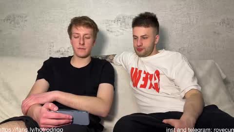 Snapshot of rodrigoveira chatting on 02.26.25 Rodrigo online show from 02.26.25
