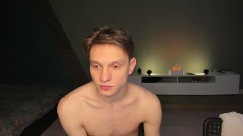 Snapshot of romeo_mercy chatting on 12.15.24 Romeo online show from 12.15.24