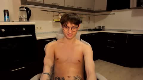 Snapshot of romeo_mercy chatting on 10.11.25 Romeo online show from 10.11.25